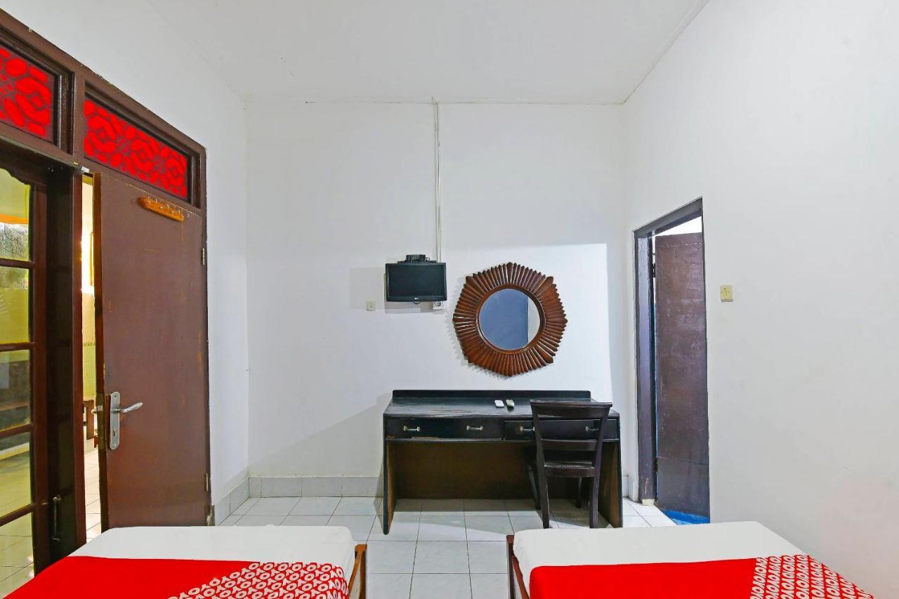 Oyo 3244 Grand Chandra Hotel Denpasar Eksteriør billede